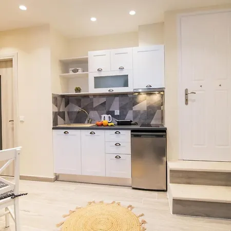 アパート Fontana Di Corfu 4 コルフ島