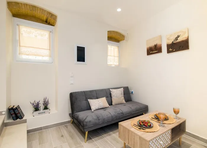 アパート Fontana Di Corfu 4 *